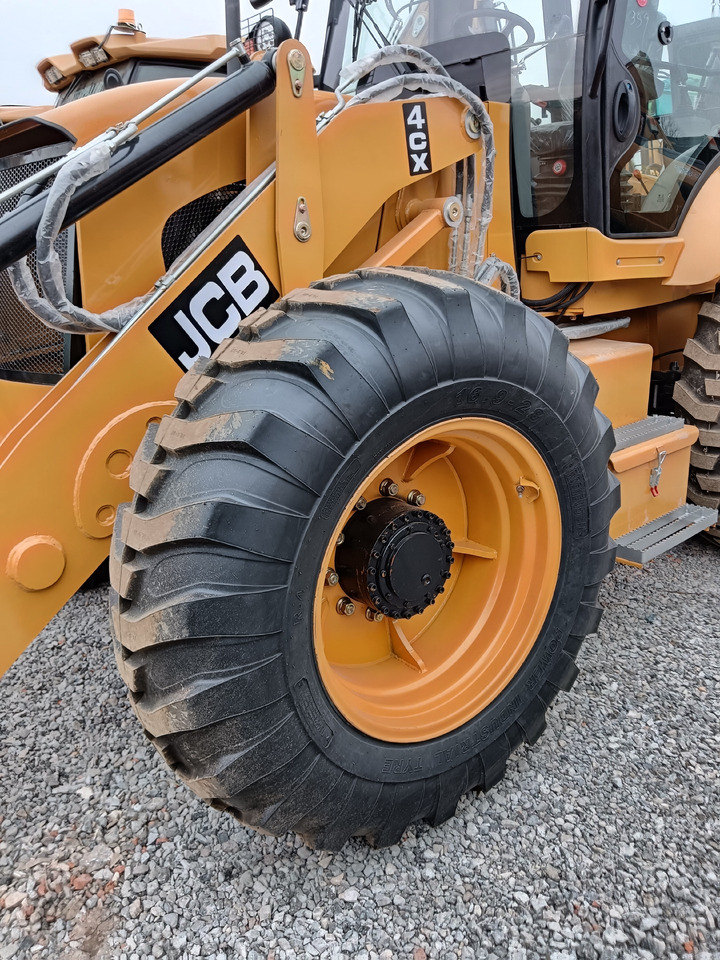 JCB 4CX 4*4 DRIVE - מחפרון: תמונה 5 JCB 4CX 4*4 DRIVE - מחפרון: תמונה 5