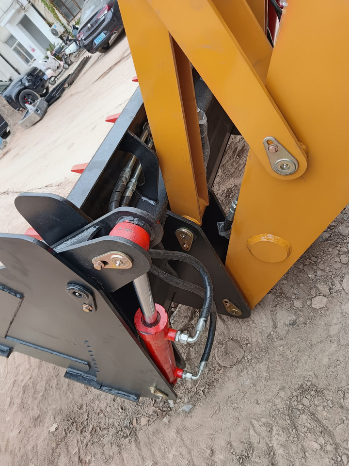 JCB 4CX 4 C X - מחפרון: תמונה 4 JCB 4CX 4 C X - מחפרון: תמונה 4