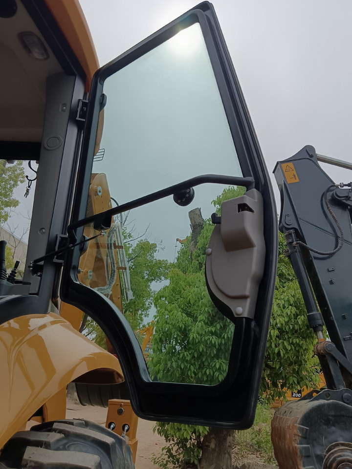 JCB 4CX 4 C X - מחפרון: תמונה 3 JCB 4CX 4 C X - מחפרון: תמונה 3