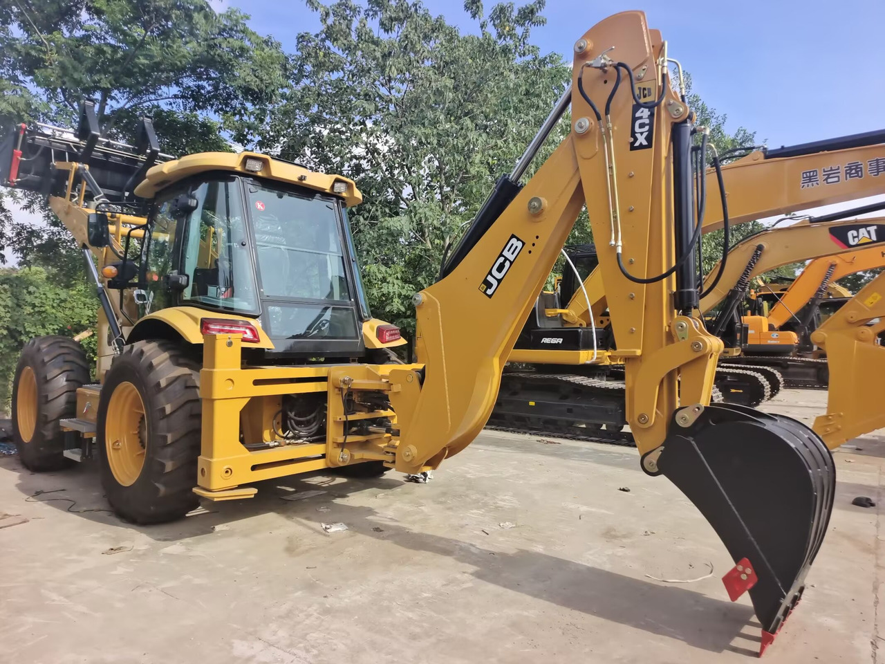 מחפרון JCB 4CX BRAND NEW: תמונה 10