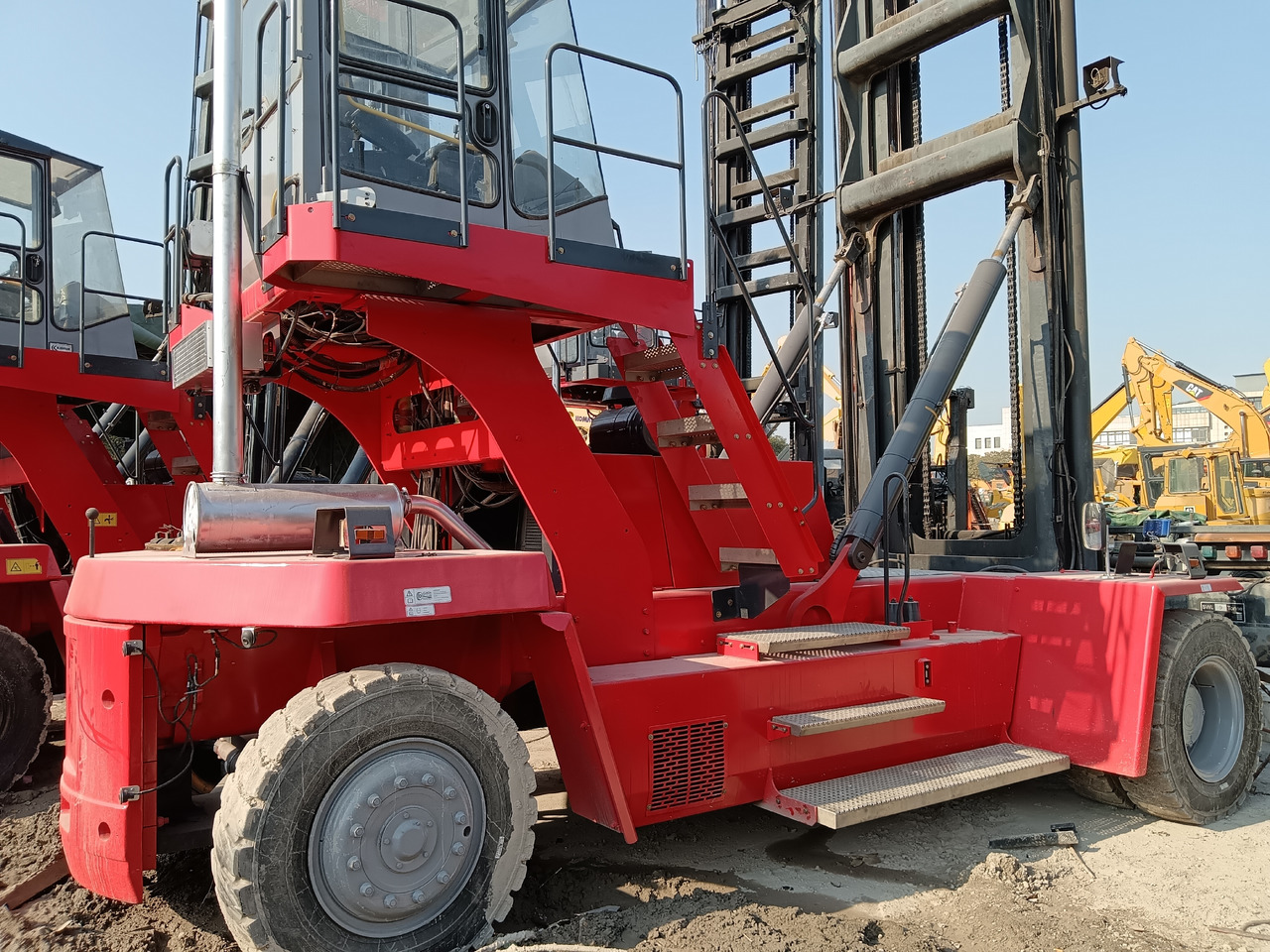 KALMAR DCE90 - מערים הגעה: תמונה 1 KALMAR DCE90 - מערים הגעה: תמונה 1
