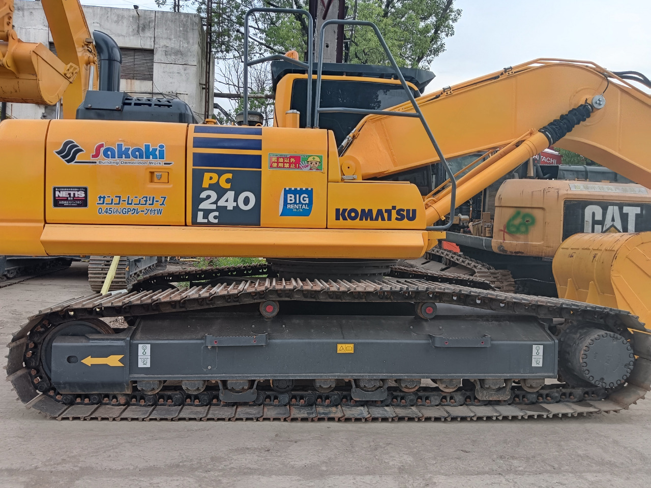 KOMATSU PC 240 LC - מחפר סורק: תמונה 1 KOMATSU PC 240 LC - מחפר סורק: תמונה 1