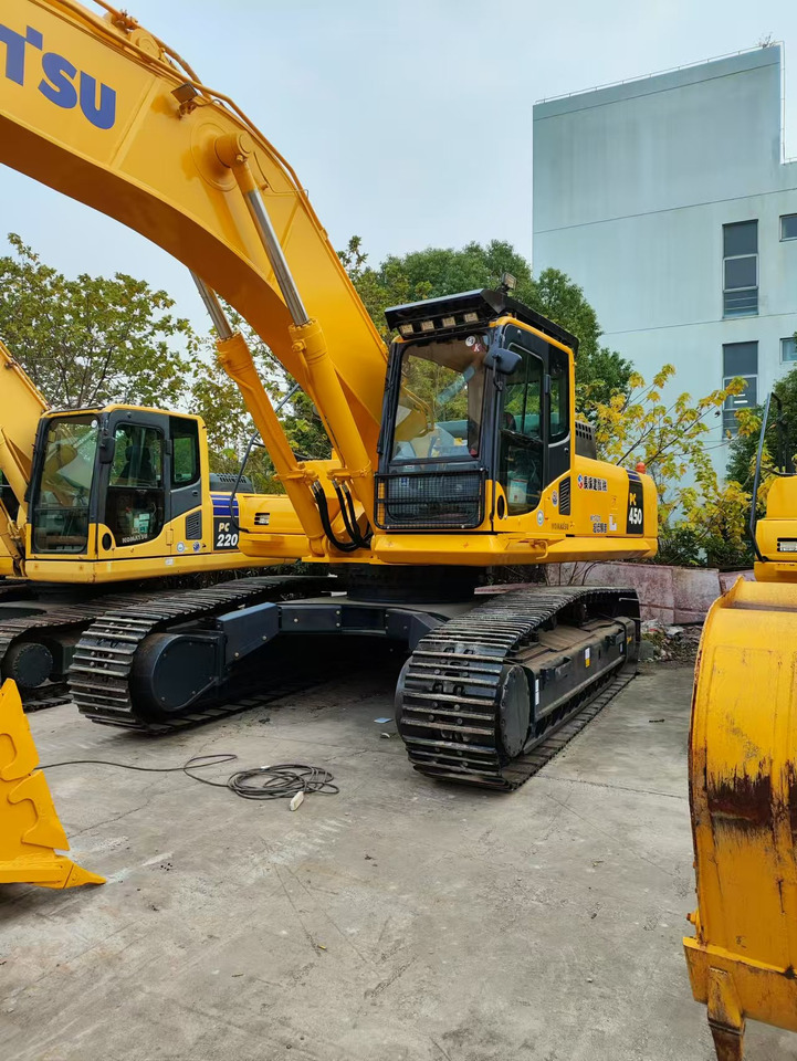 KOMATSU PC 450-8 - מחפר סורק: תמונה 1 KOMATSU PC 450-8 - מחפר סורק: תמונה 1