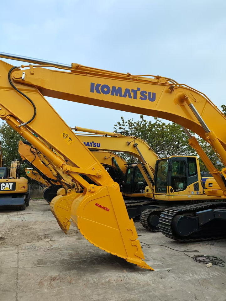 KOMATSU PC 450-8 - מחפר סורק: תמונה 2 KOMATSU PC 450-8 - מחפר סורק: תמונה 2