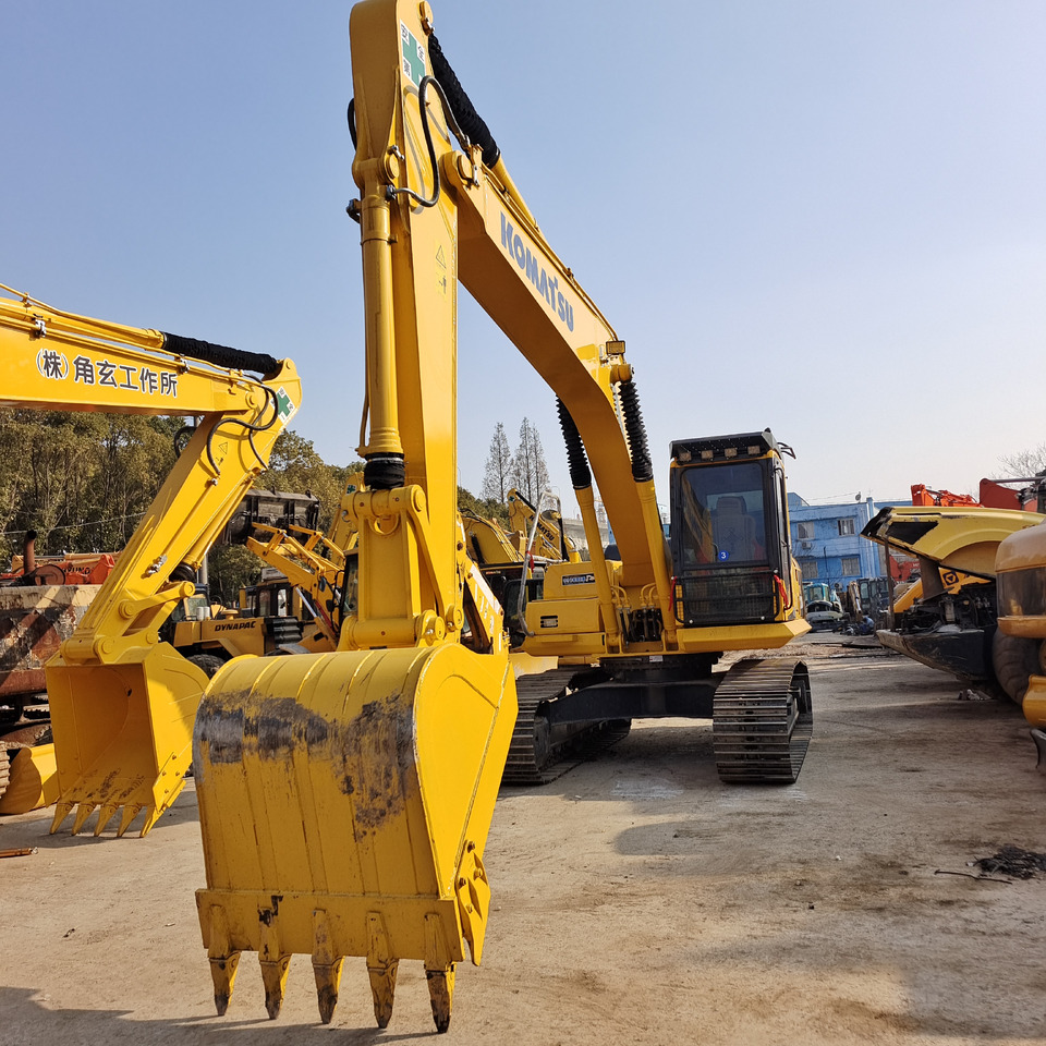 מחפר סורק KOMATSU PC200-8: תמונה 7 מחפר סורק KOMATSU PC200-8: תמונה 7