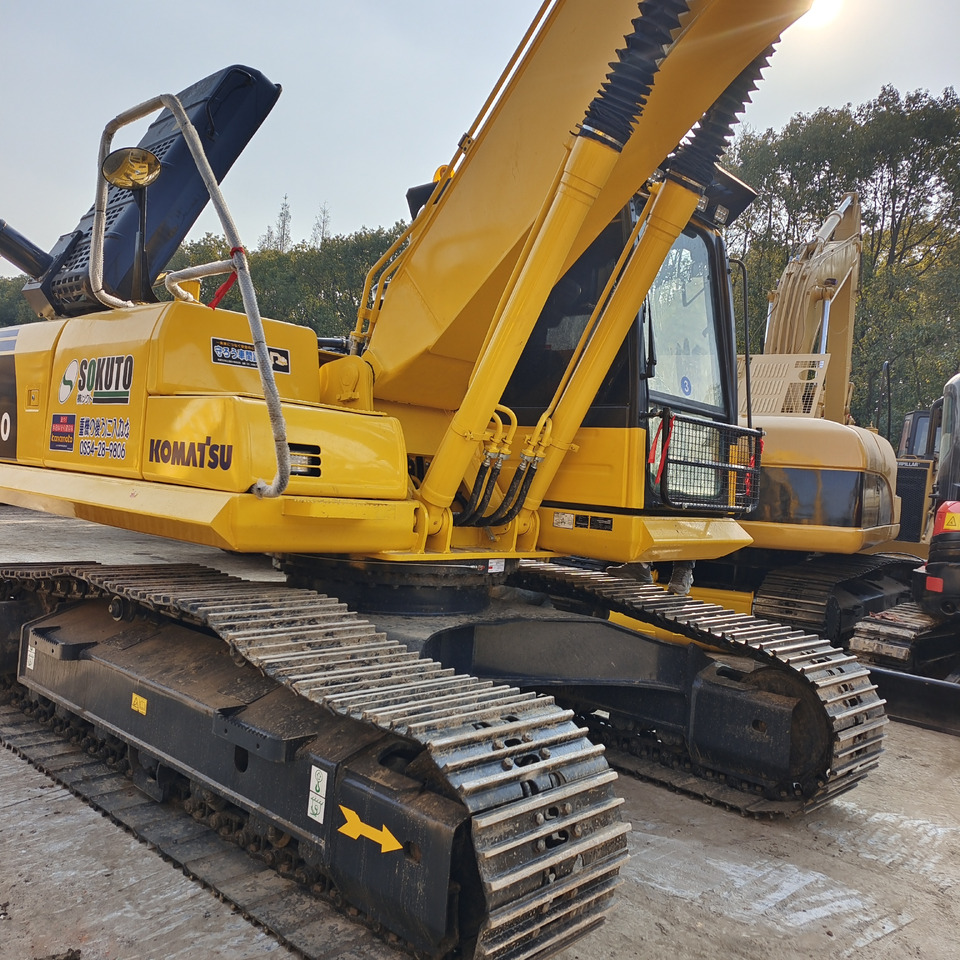 מחפר סורק KOMATSU PC200-8: תמונה 11 מחפר סורק KOMATSU PC200-8: תמונה 11