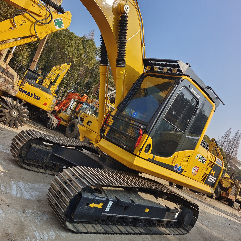 מחפר סורק KOMATSU PC200-8: תמונה 9 מחפר סורק KOMATSU PC200-8: תמונה 9