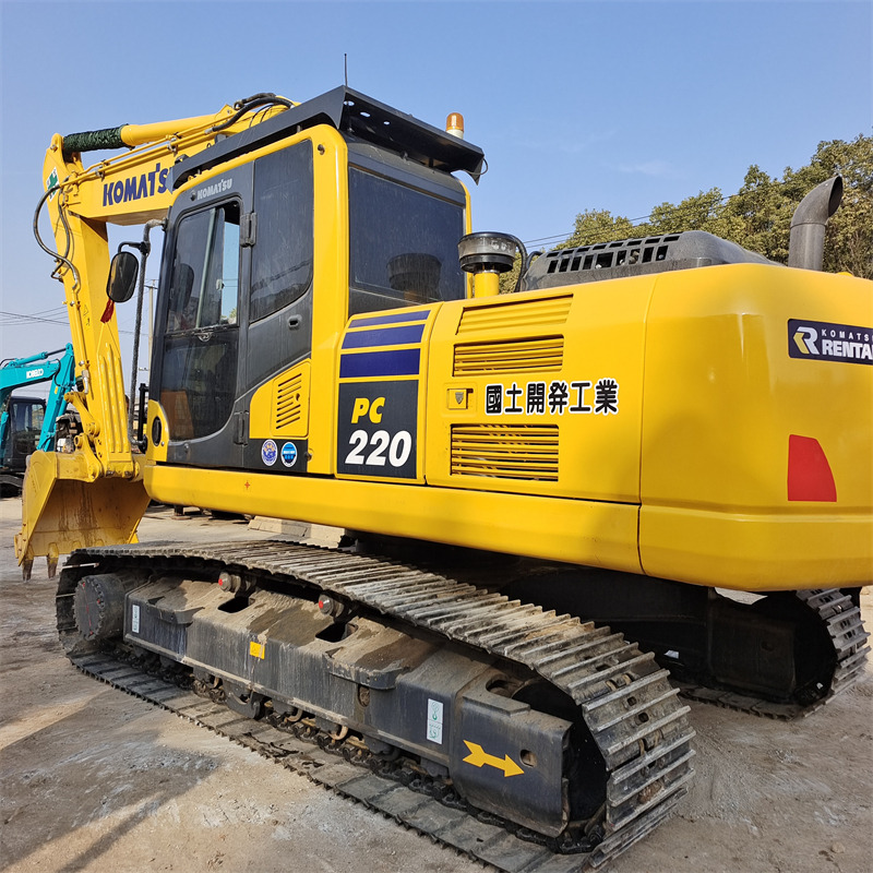 KOMATSU PC220-8N1 - מחפר סורק: תמונה 1 KOMATSU PC220-8N1 - מחפר סורק: תמונה 1