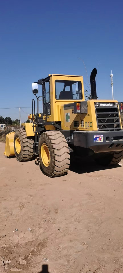 KOMATSU WA 320 - מעמיס גלגלים: תמונה 2 KOMATSU WA 320 - מעמיס גלגלים: תמונה 2