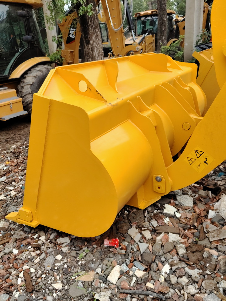 KOMATSU WA320-5 - מעמיס גלגלים: תמונה 3 KOMATSU WA320-5 - מעמיס גלגלים: תמונה 3