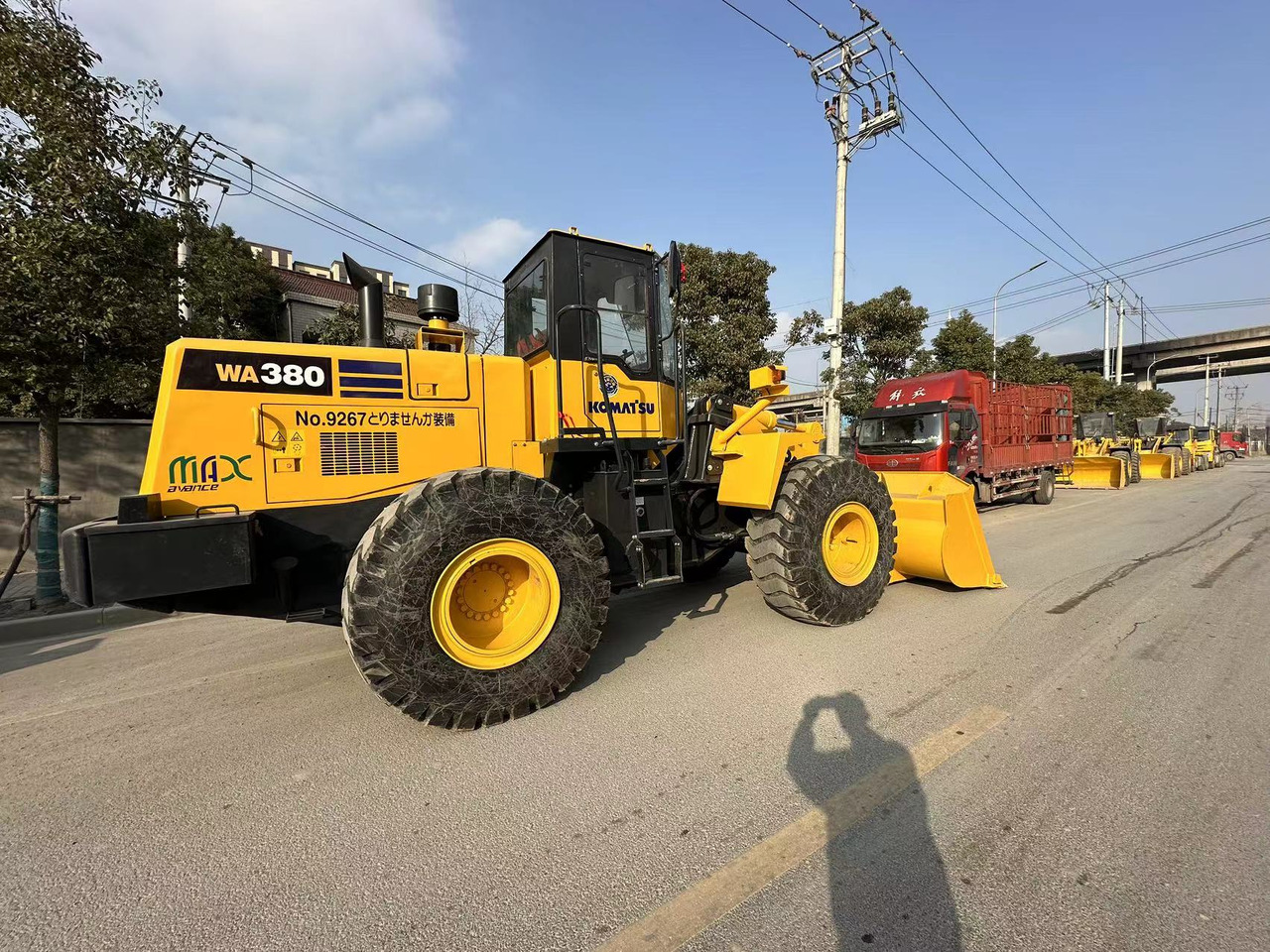 KOMATSU WA380 - מעמיס גלגלים: תמונה 1 KOMATSU WA380 - מעמיס גלגלים: תמונה 1