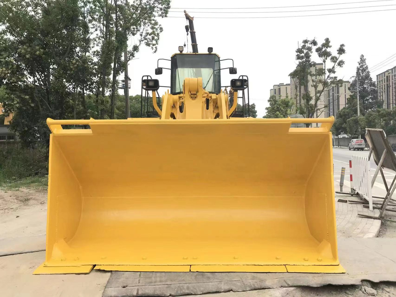KOMATSU WA600-6 - מעמיס גלגלים: תמונה 5 KOMATSU WA600-6 - מעמיס גלגלים: תמונה 5