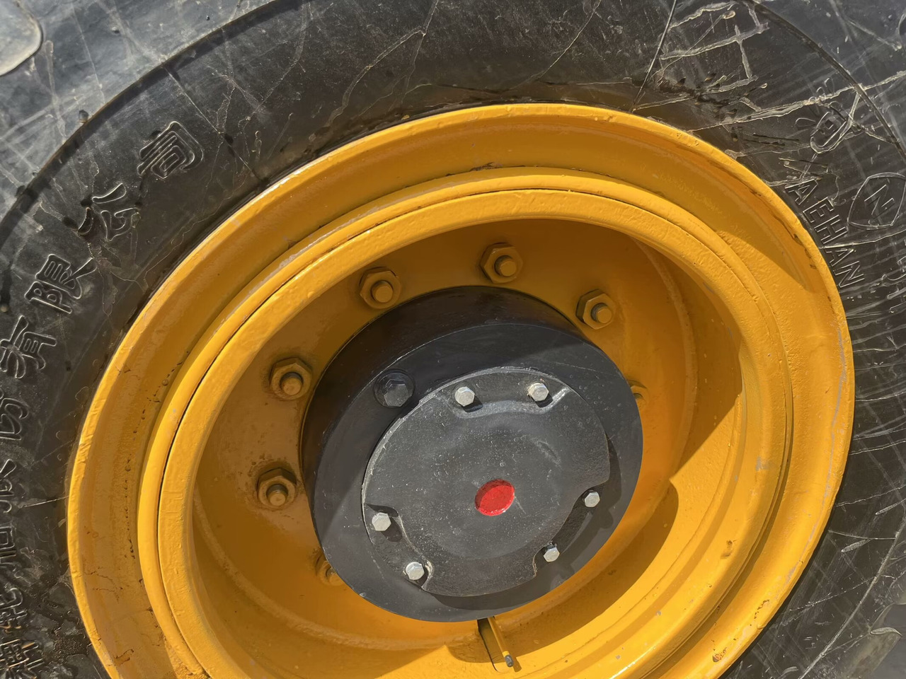 LIUGONG 835 - מעמיס גלגלים: תמונה 3 LIUGONG 835 - מעמיס גלגלים: תמונה 3