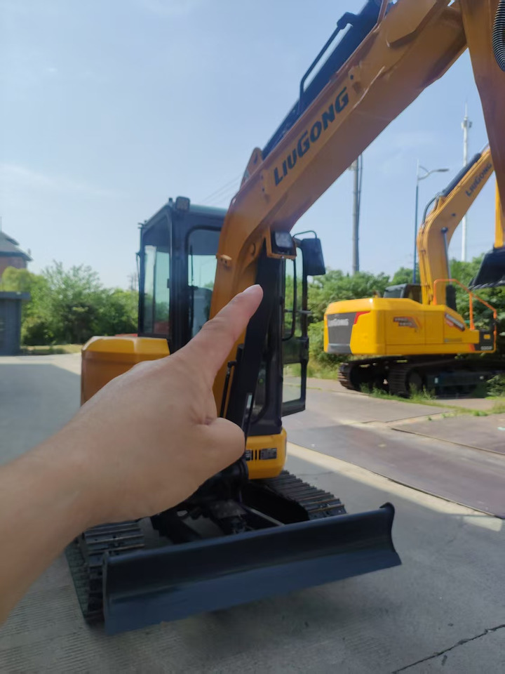 LIUGONG 9035F ZTSG4 BRAND NEW 3.8 TON 3 TON 4 TON MINI DIGGER - מיני מחפר: תמונה 5 LIUGONG 9035F ZTSG4 BRAND NEW 3.8 TON 3 TON 4 TON MINI DIGGER - מיני מחפר: תמונה 5