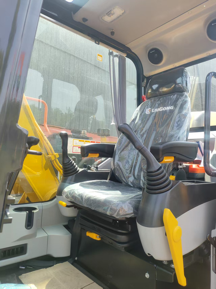 LIUGONG 9075FG4 BRAND NEW 7.5 TON DIGGER - מיני מחפר: תמונה 5 LIUGONG 9075FG4 BRAND NEW 7.5 TON DIGGER - מיני מחפר: תמונה 5