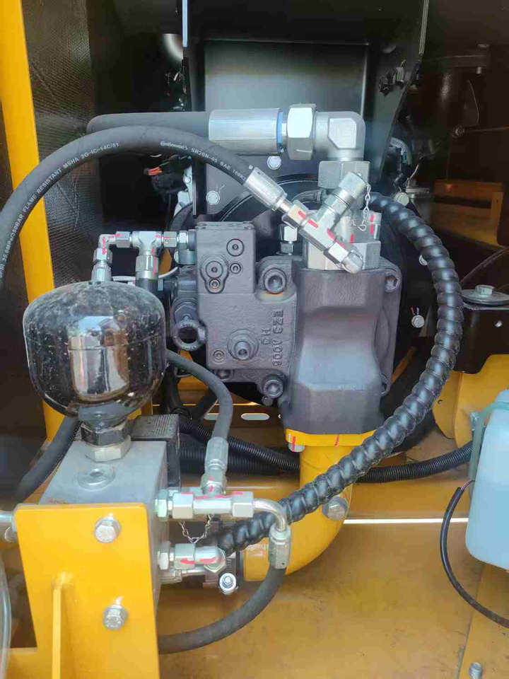 LIUGONG 9075FG4 BRAND NEW 7.5 TON DIGGER - מיני מחפר: תמונה 2 LIUGONG 9075FG4 BRAND NEW 7.5 TON DIGGER - מיני מחפר: תמונה 2