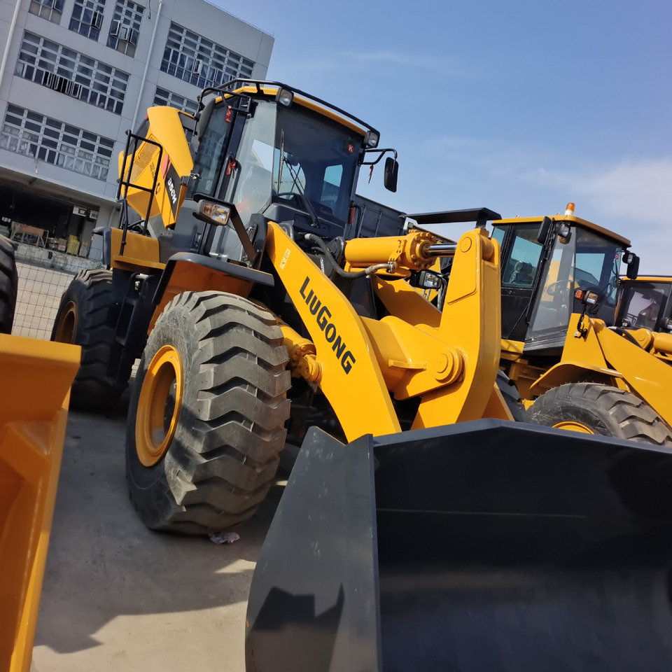 LIUGONG CLG 856H Clg862 6 Tons Front Wheel Loader Clg862h 856h Loaders with Good Condition Cheap Price for Sale - מעמיס גלגלים: תמונה 2 LIUGONG CLG 856H Clg862 6 Tons Front Wheel Loader Clg862h 856h Loaders with Good Condition Cheap Price for Sale - מעמיס גלגלים: תמונה 2