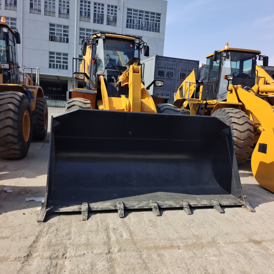 LIUGONG CLG 856H Clg862 6 Tons Front Wheel Loader Clg862h 856h Loaders with Good Condition Cheap Price for Sale - מעמיס גלגלים: תמונה 1 LIUGONG CLG 856H Clg862 6 Tons Front Wheel Loader Clg862h 856h Loaders with Good Condition Cheap Price for Sale - מעמיס גלגלים: תמונה 1