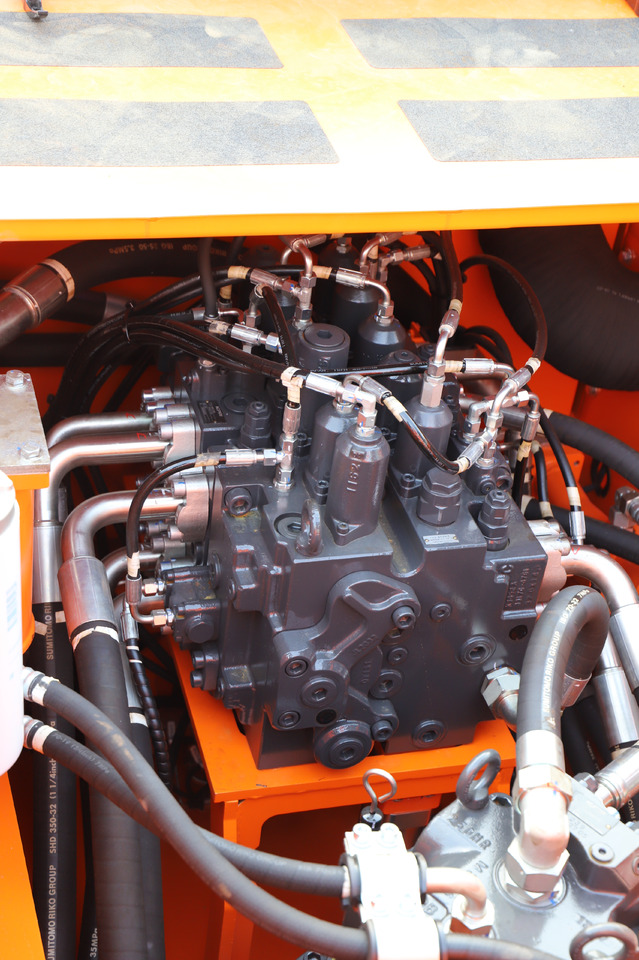 LONKING LG6490F G4 50 TON BRAND NEW - מחפר סורק: תמונה 5 LONKING LG6490F G4 50 TON BRAND NEW - מחפר סורק: תמונה 5