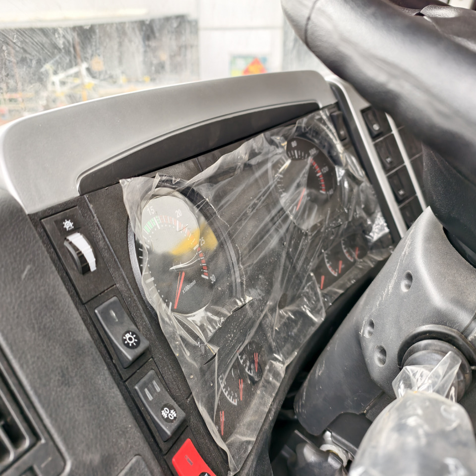 SHACMAN F3000 6*4 - מזהיר: תמונה 2 SHACMAN F3000 6*4 - מזהיר: תמונה 2