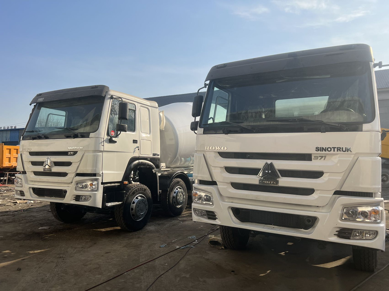 SINOTRUK HOWO 371 8X4 16 Cubic Meter SINOTRUK Howo Concrete Mixer Truck - מערבל בטון: תמונה 3 SINOTRUK HOWO 371 8X4 16 Cubic Meter SINOTRUK Howo Concrete Mixer Truck - מערבל בטון: תמונה 3