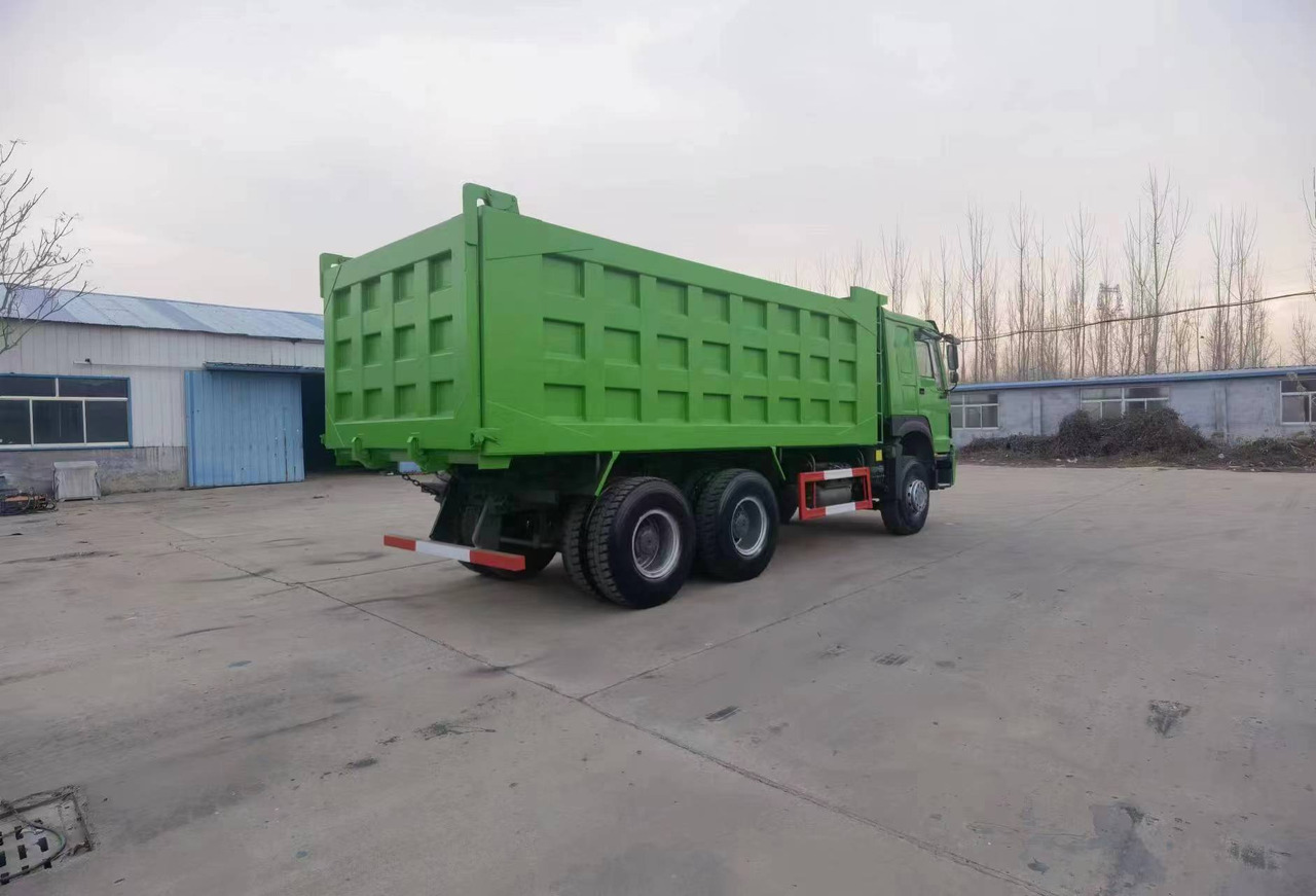 SINOTRUK HOWO 6*4 8*4 DUMP TRUCK - מזהיר: תמונה 5 SINOTRUK HOWO 6*4 8*4 DUMP TRUCK - מזהיר: תמונה 5