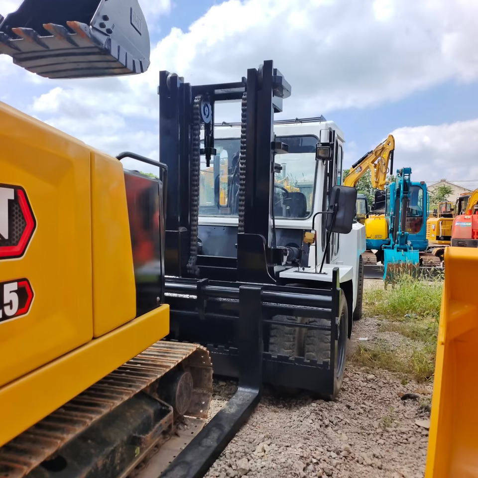 TCM FD100 - מלגזה: תמונה 3 TCM FD100 - מלגזה: תמונה 3