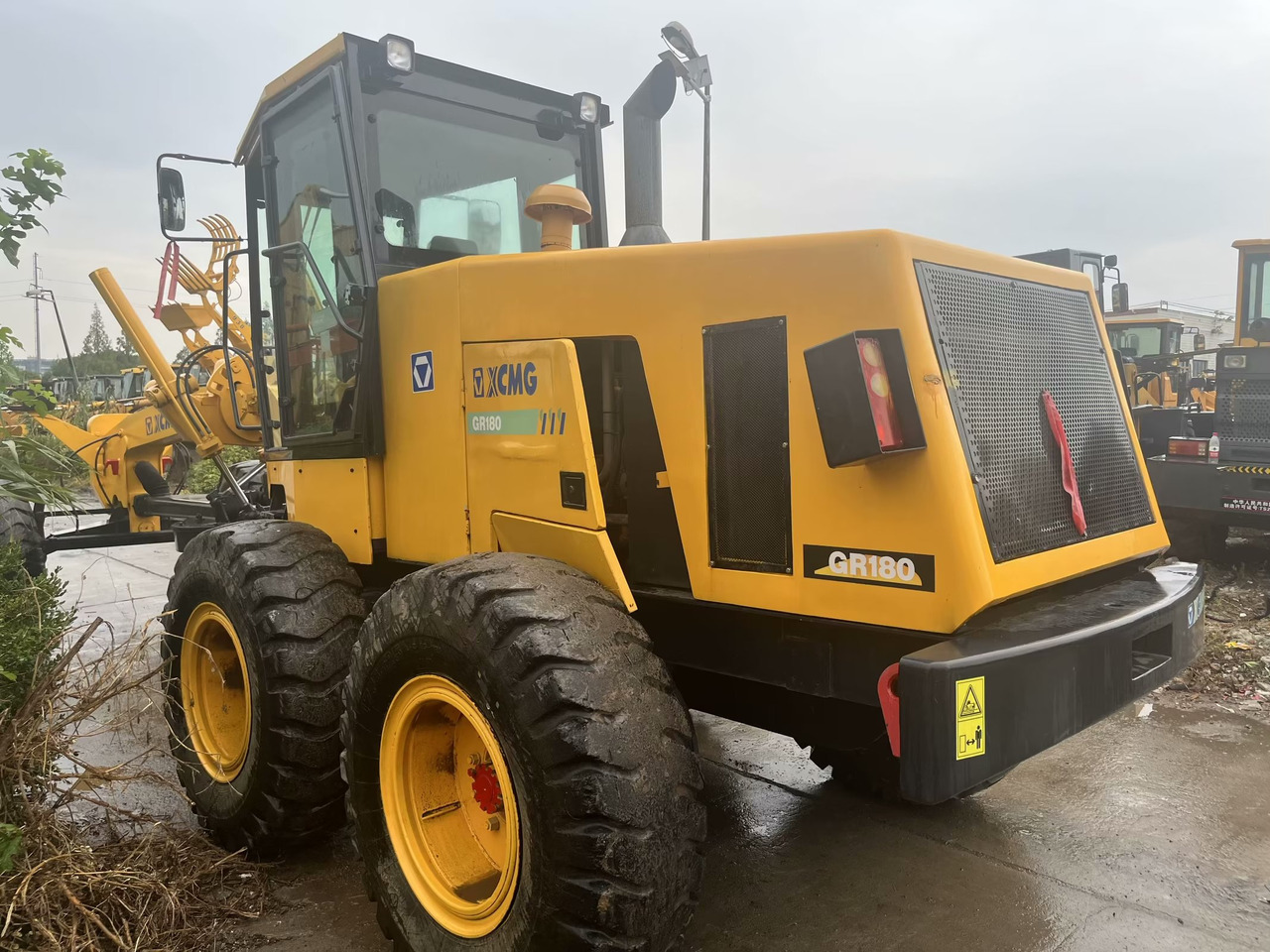 XCMG GR180 - מפלסת: תמונה 3 XCMG GR180 - מפלסת: תמונה 3