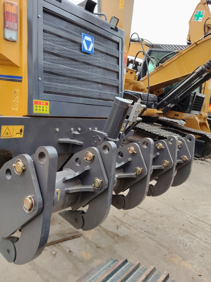 XCMG GR2153 WITH RIPPER AND FRONT BLADE - מפלסת: תמונה 5 XCMG GR2153 WITH RIPPER AND FRONT BLADE - מפלסת: תמונה 5