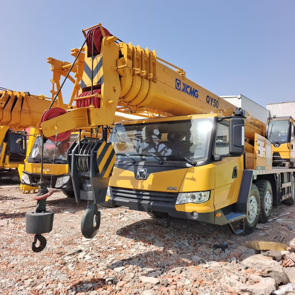 XCMG QY50KC - עגורן נייד: תמונה 1 XCMG QY50KC - עגורן נייד: תמונה 1