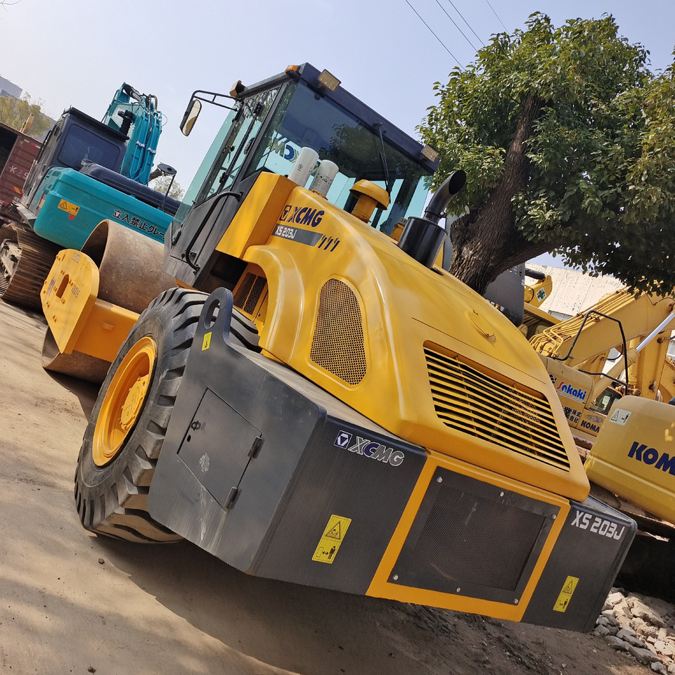 XCMG XS 203J - רולר כביש: תמונה 4 XCMG XS 203J - רולר כביש: תמונה 4