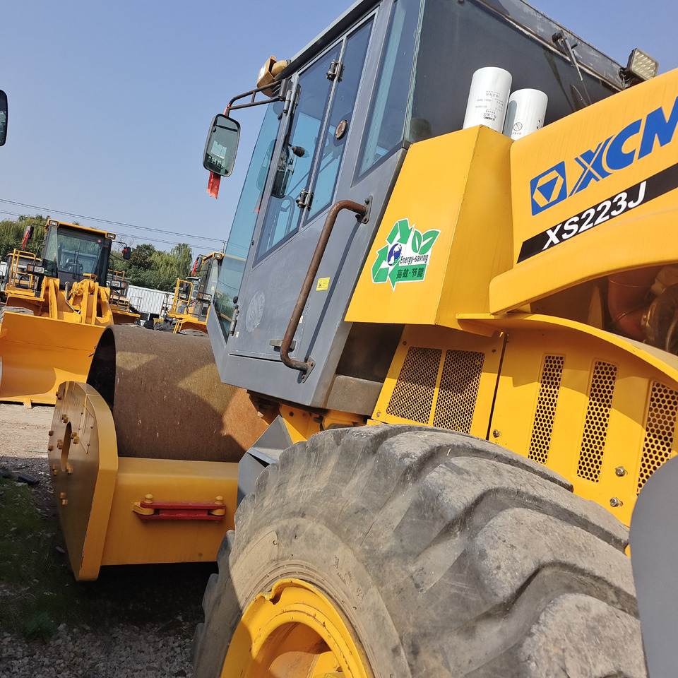 XCMG XS223J - רולר כביש: תמונה 2 XCMG XS223J - רולר כביש: תמונה 2