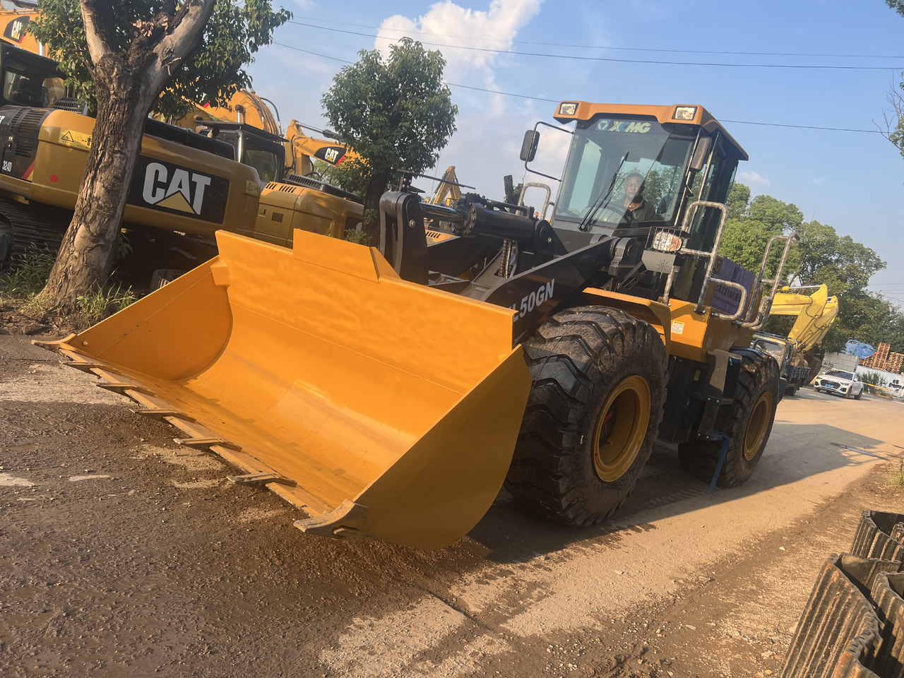 XCMG ZL50GN - מעמיס גלגלים: תמונה 2 XCMG ZL50GN - מעמיס גלגלים: תמונה 2