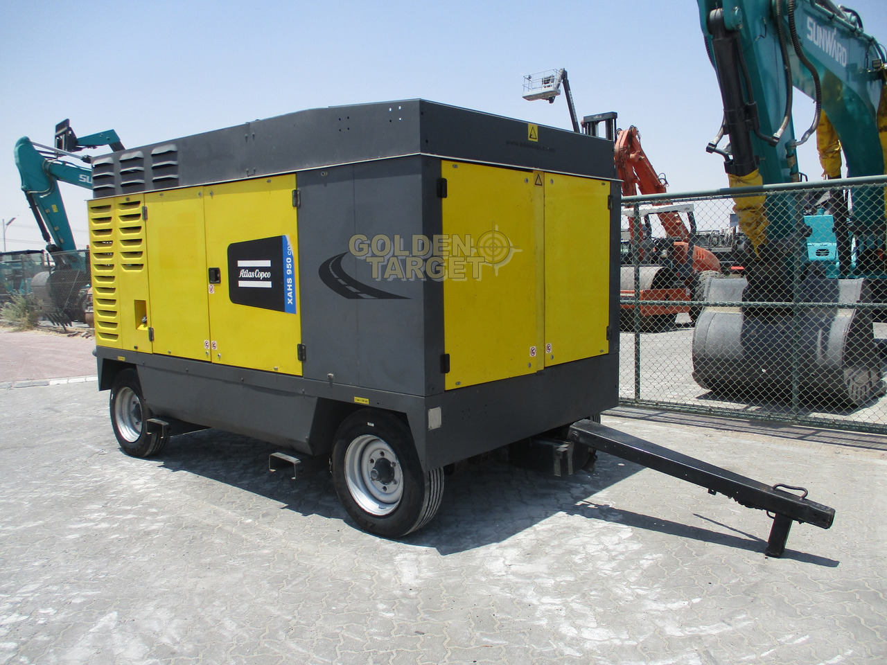 ATLAS COPCO XAHS950CD - מדחס אוויר: תמונה 1 ATLAS COPCO XAHS950CD - מדחס אוויר: תמונה 1