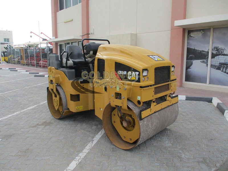 Caterpillar CB34B - רולר חקלאי: תמונה 1 Caterpillar CB34B - רולר חקלאי: תמונה 1