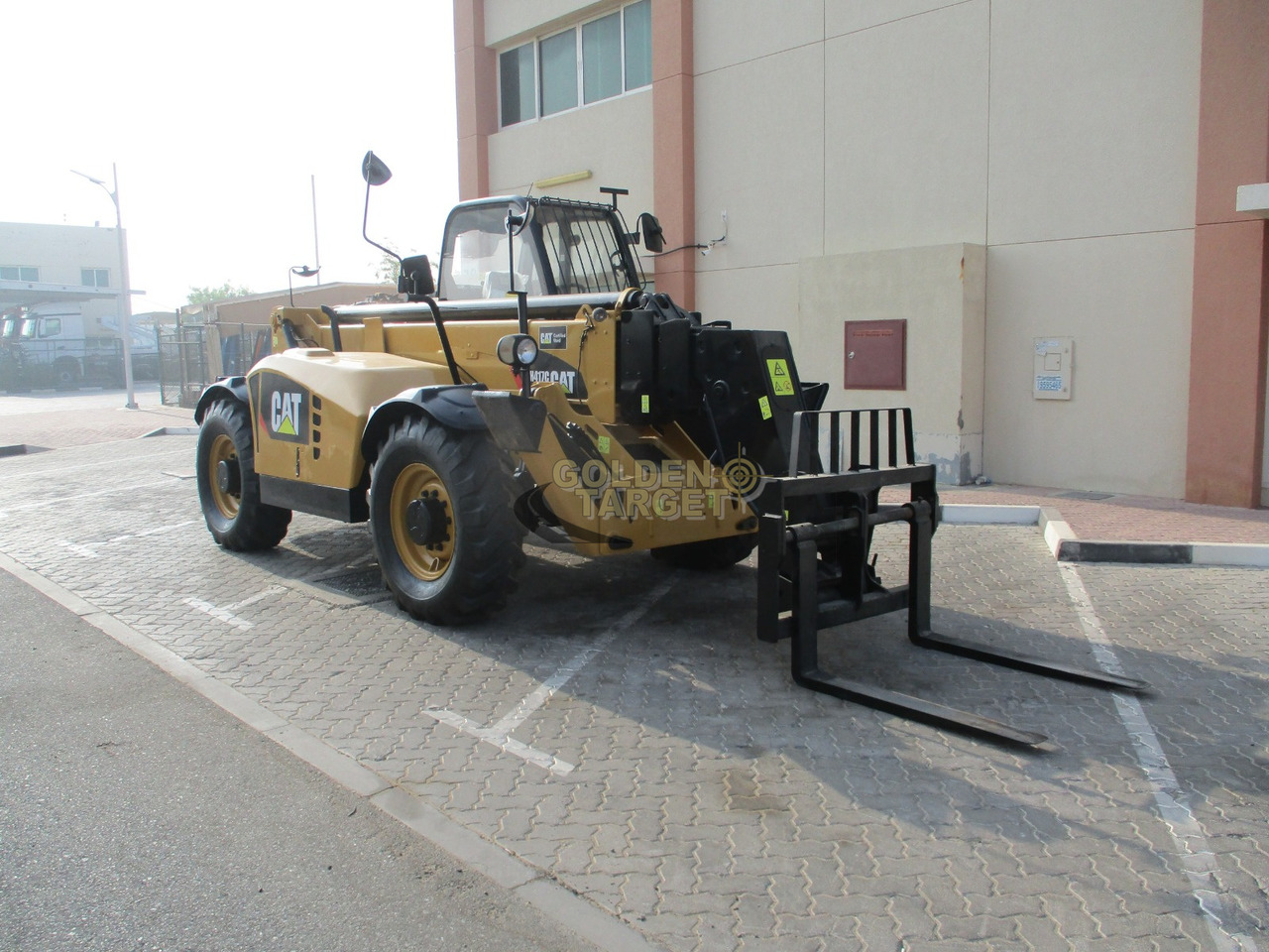 Caterpillar TH417 Telehandler - מפעיל טלסקופי: תמונה 1 Caterpillar TH417 Telehandler - מפעיל טלסקופי: תמונה 1