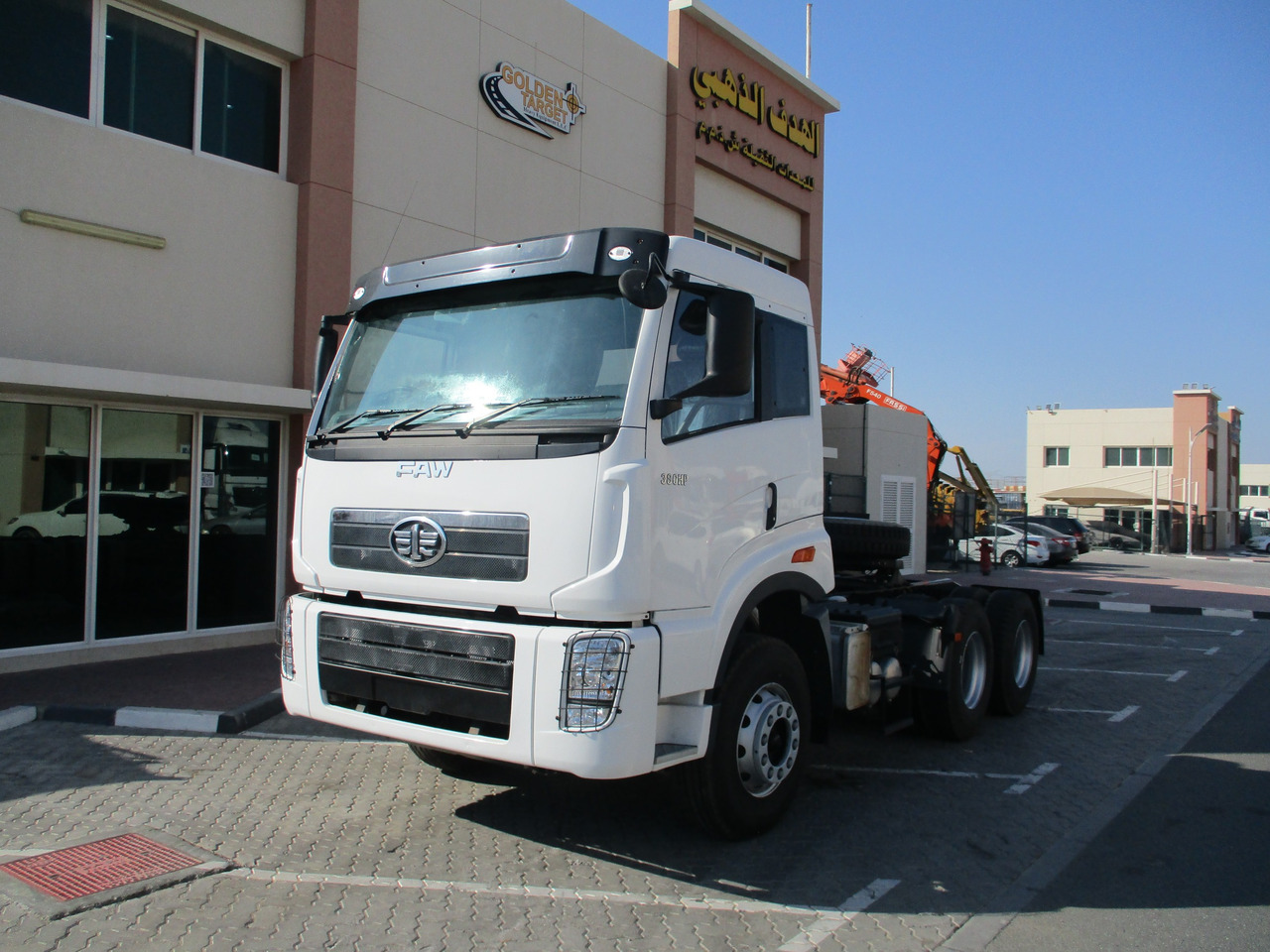 FAW 4181P2K15 6x4 Head Truck - יחידת טרקטור: תמונה 2 FAW 4181P2K15 6x4 Head Truck - יחידת טרקטור: תמונה 2