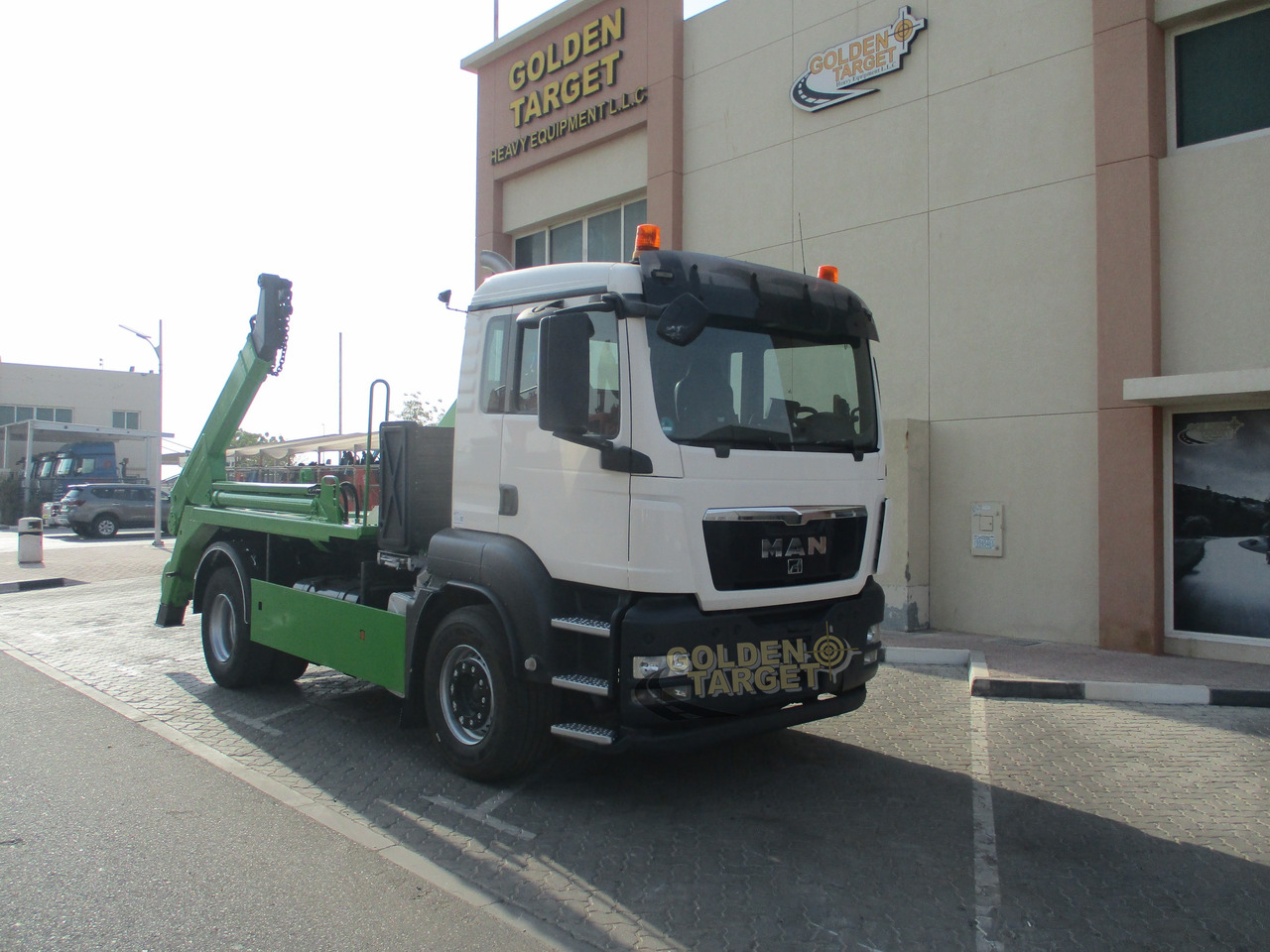 MAN TGS 18.440 4x2 Skip Loader - משאית דילוג העמסה: תמונה 1 MAN TGS 18.440 4x2 Skip Loader - משאית דילוג העמסה: תמונה 1