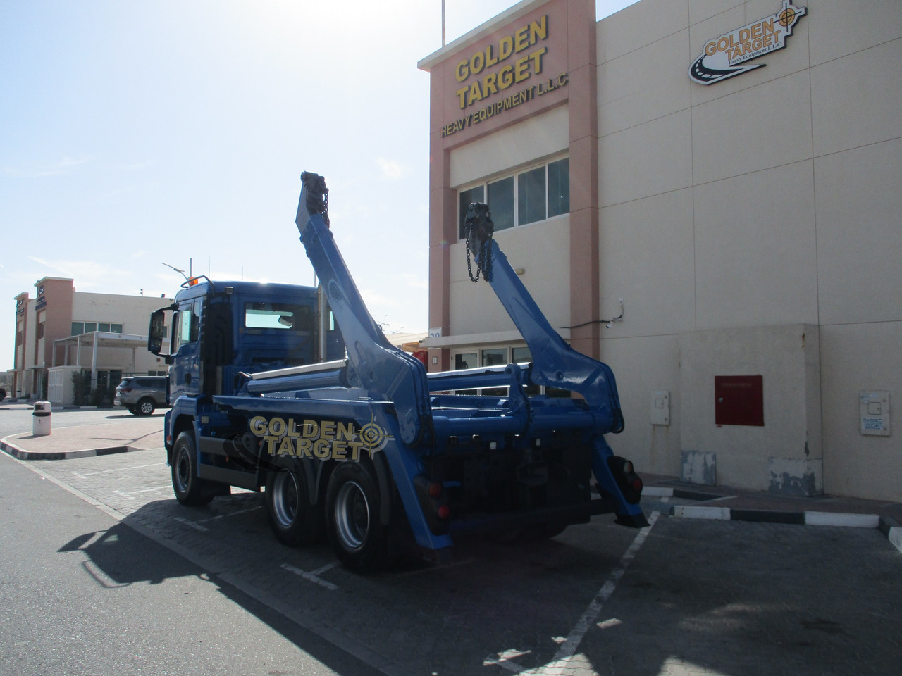 MAN TGS 26.440 6x4 Skip Loader - משאית דילוג העמסה: תמונה 4 MAN TGS 26.440 6x4 Skip Loader - משאית דילוג העמסה: תמונה 4