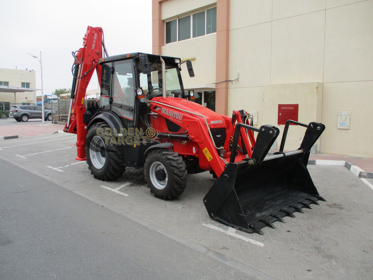 MANITOU MBL-X-920 BACKHOE LOADER - מחפרון: תמונה 1 MANITOU MBL-X-920 BACKHOE LOADER - מחפרון: תמונה 1