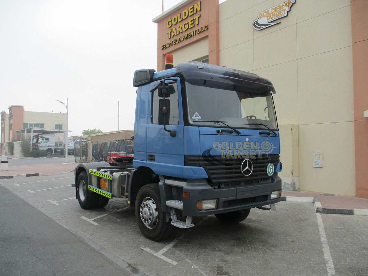 MERCEDES-BENZ Actros 1840 4x4 Head Truck - יחידת טרקטור: תמונה 1 MERCEDES-BENZ Actros 1840 4x4 Head Truck - יחידת טרקטור: תמונה 1