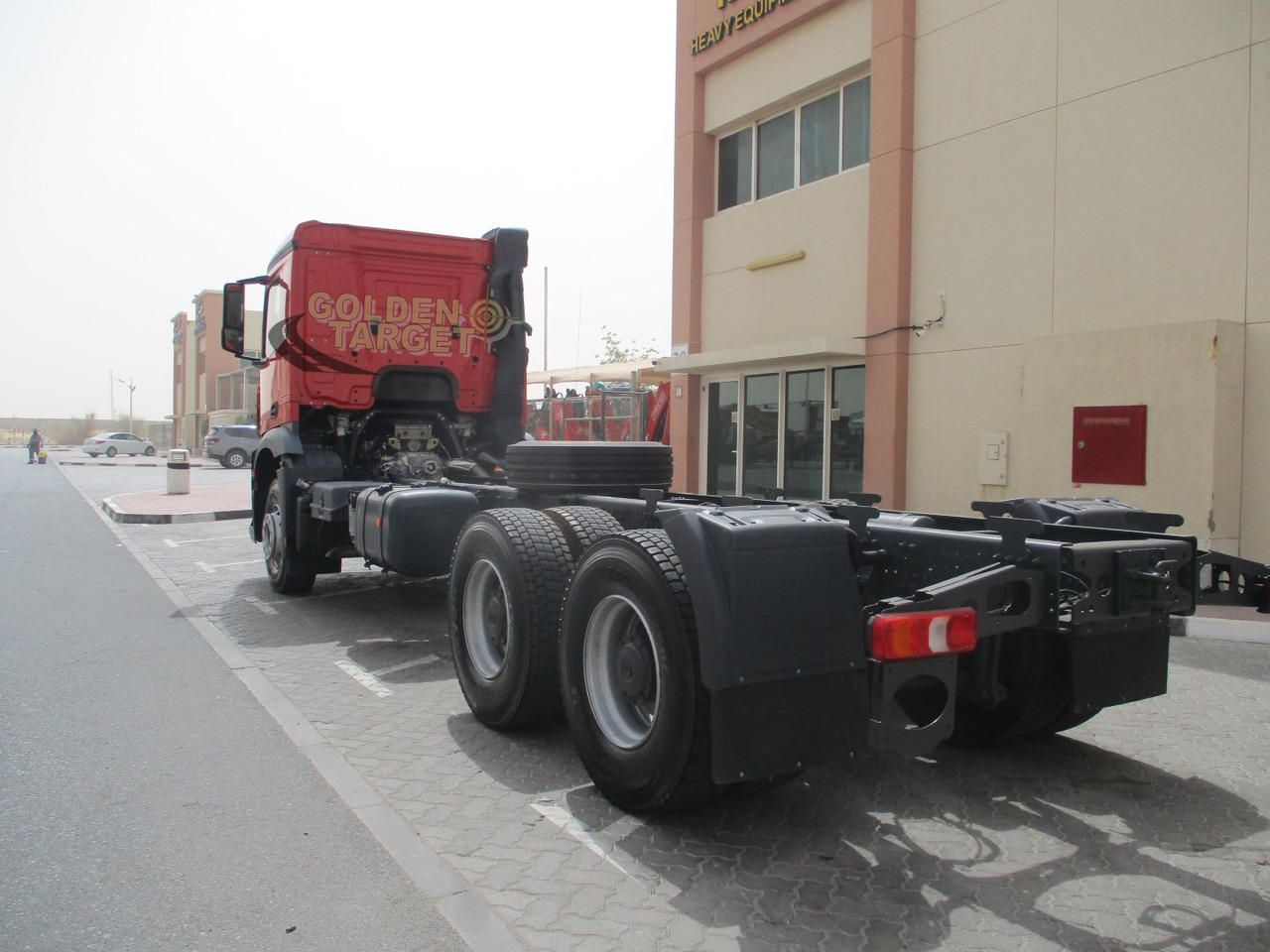 MERCEDES-BENZ Arocs 3348 6x4 Chassis - משאית עם שלדת תא: תמונה 4 MERCEDES-BENZ Arocs 3348 6x4 Chassis - משאית עם שלדת תא: תמונה 4