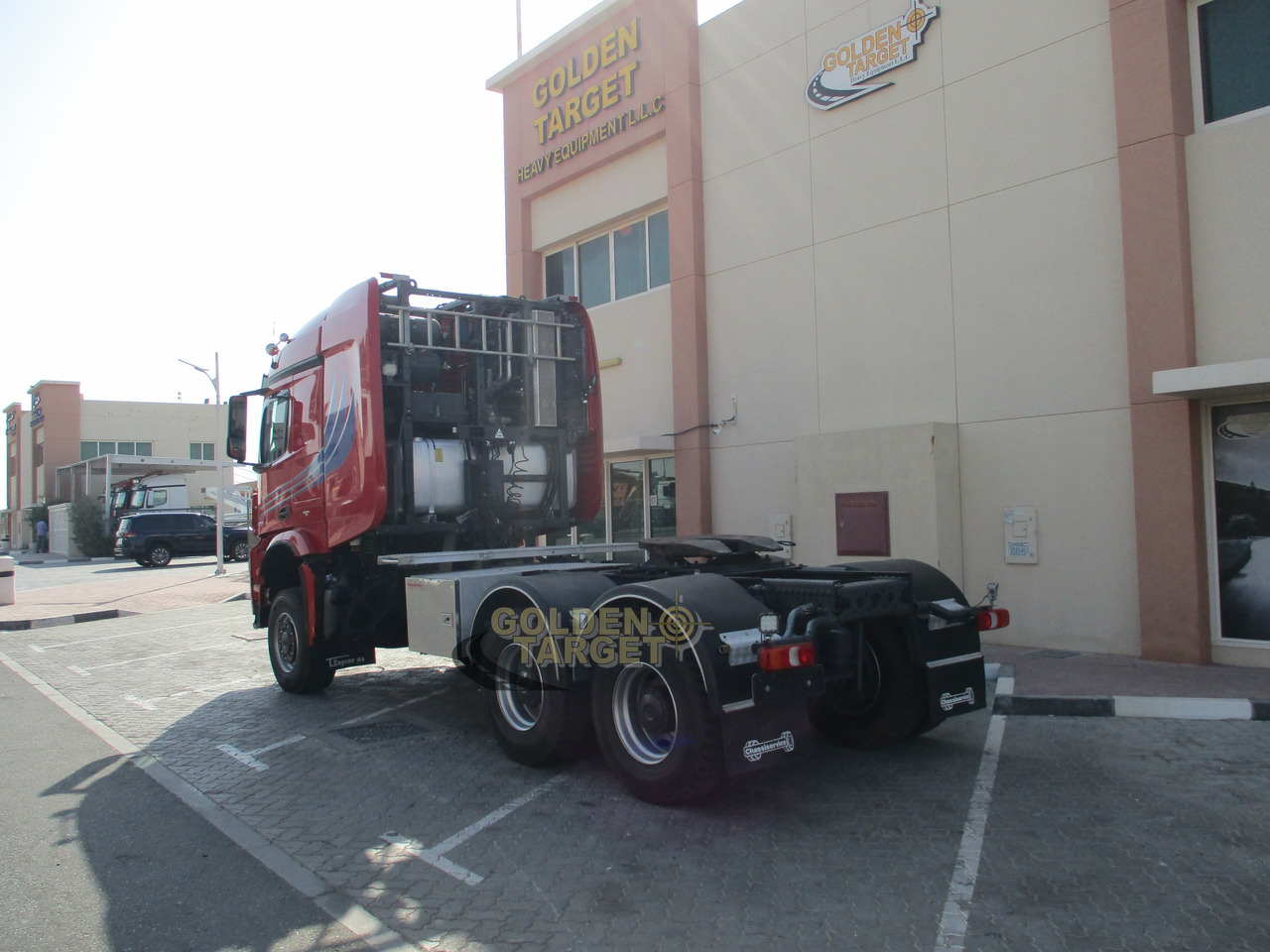 MERCEDES-BENZ Arocs 3363 6x6 Head Truck - יחידת טרקטור: תמונה 4 MERCEDES-BENZ Arocs 3363 6x6 Head Truck - יחידת טרקטור: תמונה 4