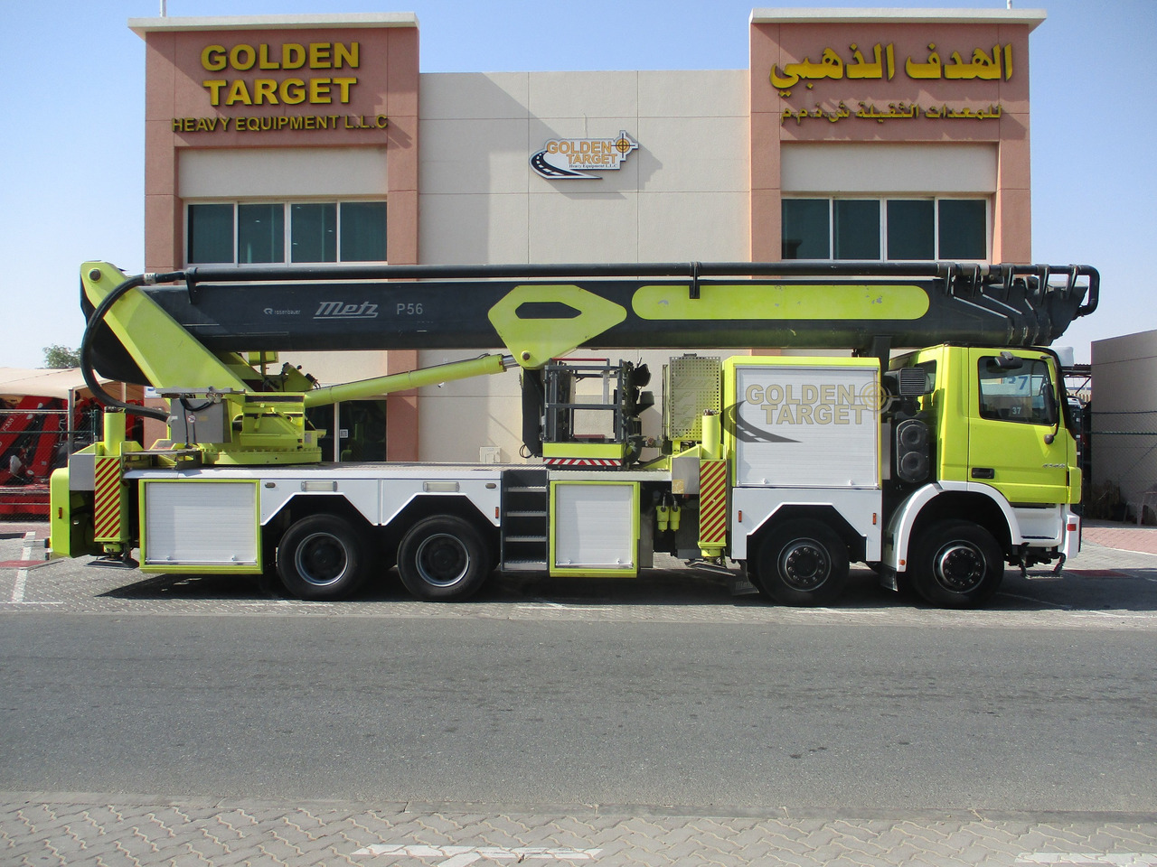 Mercedes ACTROS 4140 8x4 METZ P56 Fire Truck - משאית אש: תמונה 2 Mercedes ACTROS 4140 8x4 METZ P56 Fire Truck - משאית אש: תמונה 2