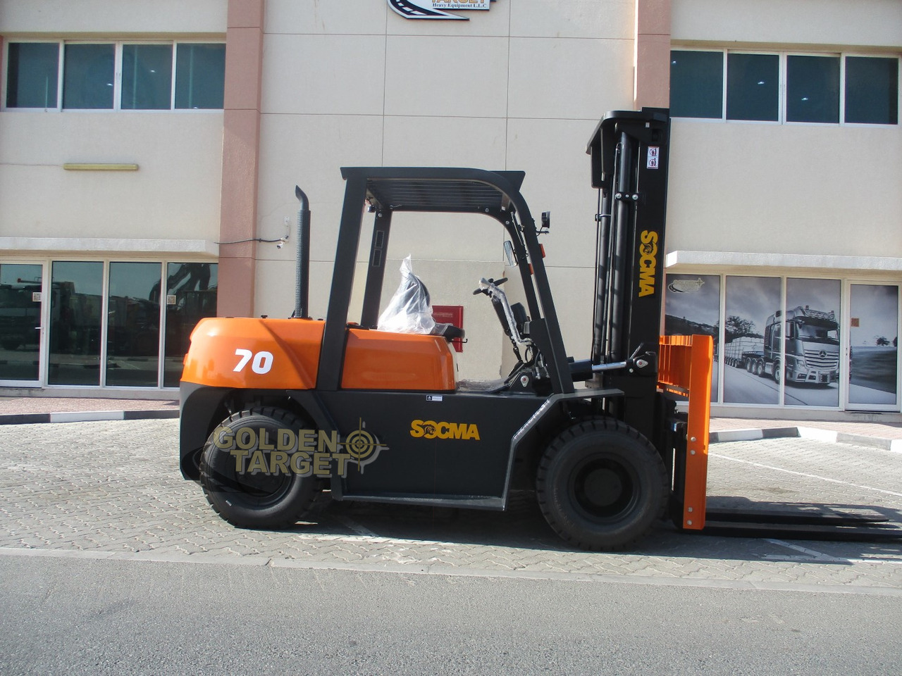 SOCMA HNF-70 Forklift - מלגזת סולר: תמונה 5 SOCMA HNF-70 Forklift - מלגזת סולר: תמונה 5