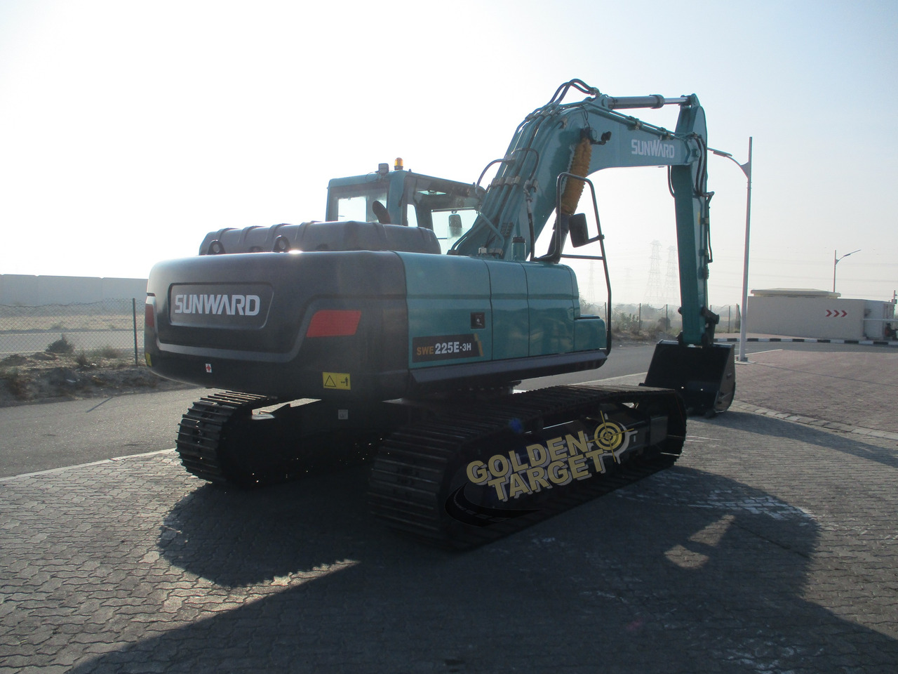 SUNWARD SWE225E-3H Hydraulic Excavator - מחפר סורק: תמונה 3 SUNWARD SWE225E-3H Hydraulic Excavator - מחפר סורק: תמונה 3