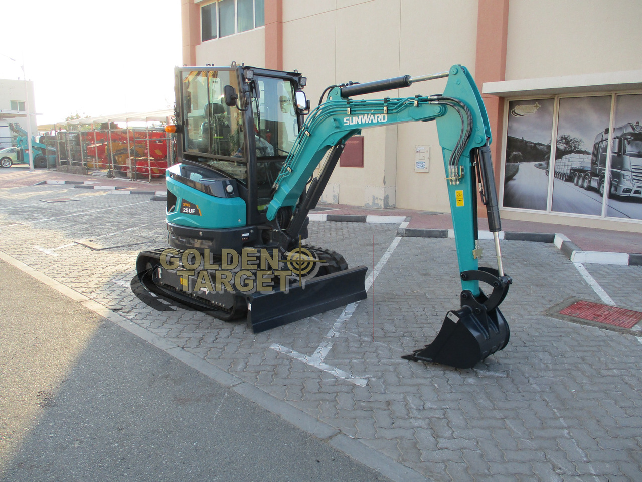 SUNWARD SWE25UF Mini Hydraulic Excavator - מיני מחפר: תמונה 1 SUNWARD SWE25UF Mini Hydraulic Excavator - מיני מחפר: תמונה 1