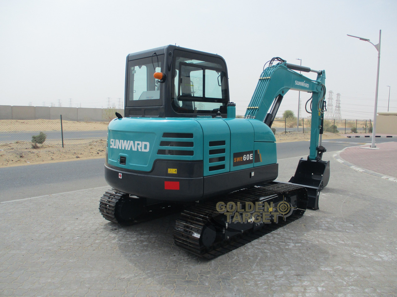 SUNWARD SWE60E Mini Hydraulic Excavator - מיני מחפר: תמונה 3 SUNWARD SWE60E Mini Hydraulic Excavator - מיני מחפר: תמונה 3