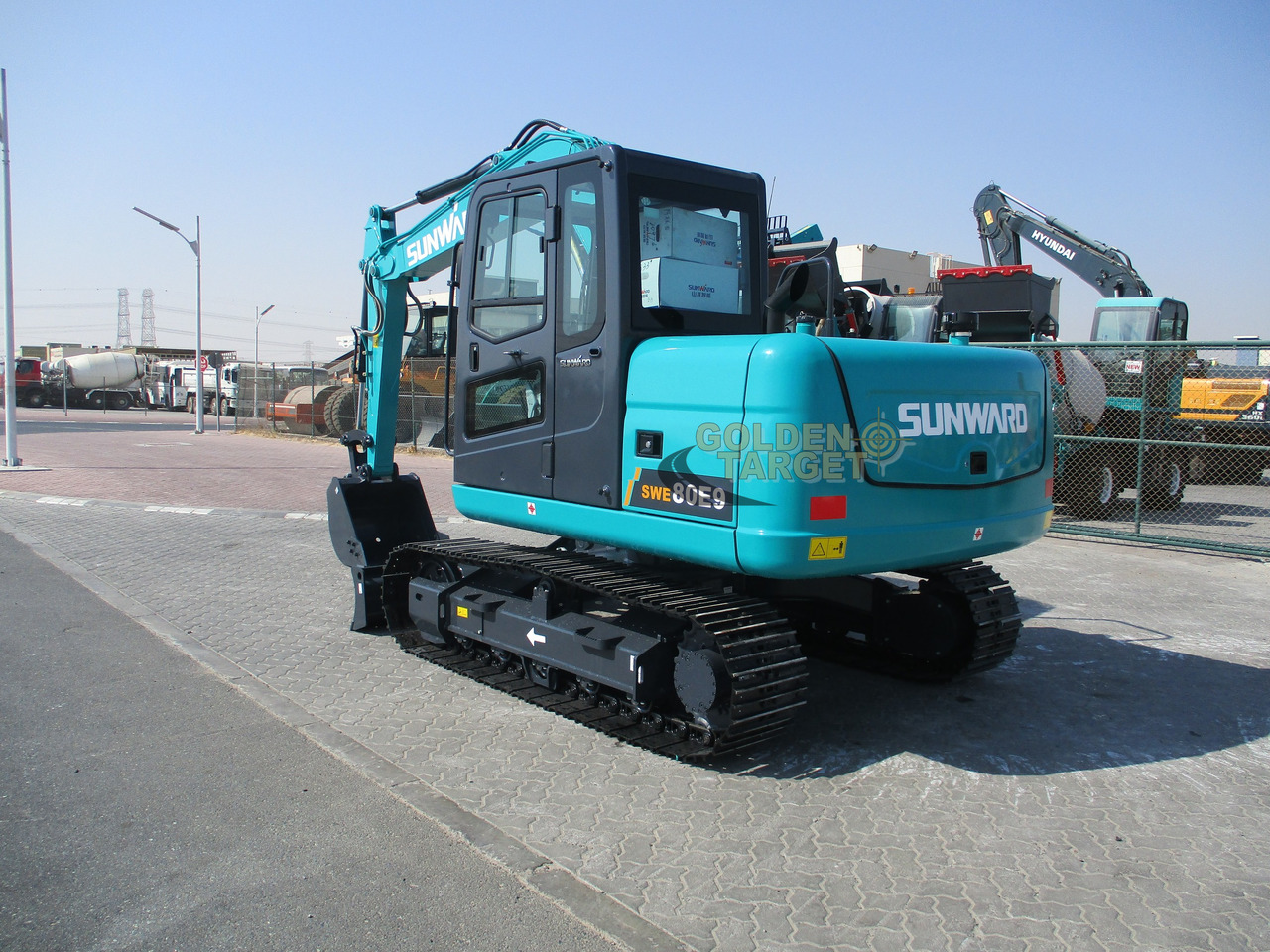 SUNWARD SWE80E9 Mini Hydraulic Excavator - מיני מחפר: תמונה 4 SUNWARD SWE80E9 Mini Hydraulic Excavator - מיני מחפר: תמונה 4