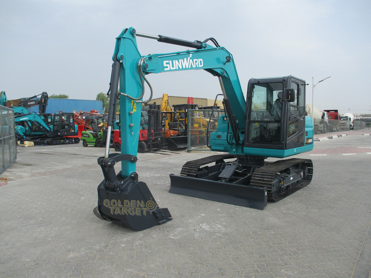 SUNWARD SWE80E9 Mini Hydraulic Excavator - מיני מחפר: תמונה 2 SUNWARD SWE80E9 Mini Hydraulic Excavator - מיני מחפר: תמונה 2